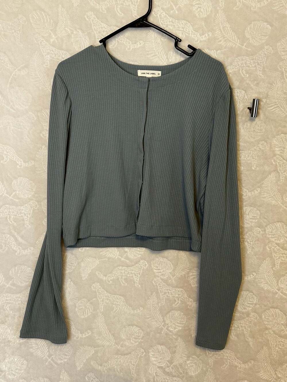 Lani The Label Ribbed Hook and Eye Cropped Cardigan
